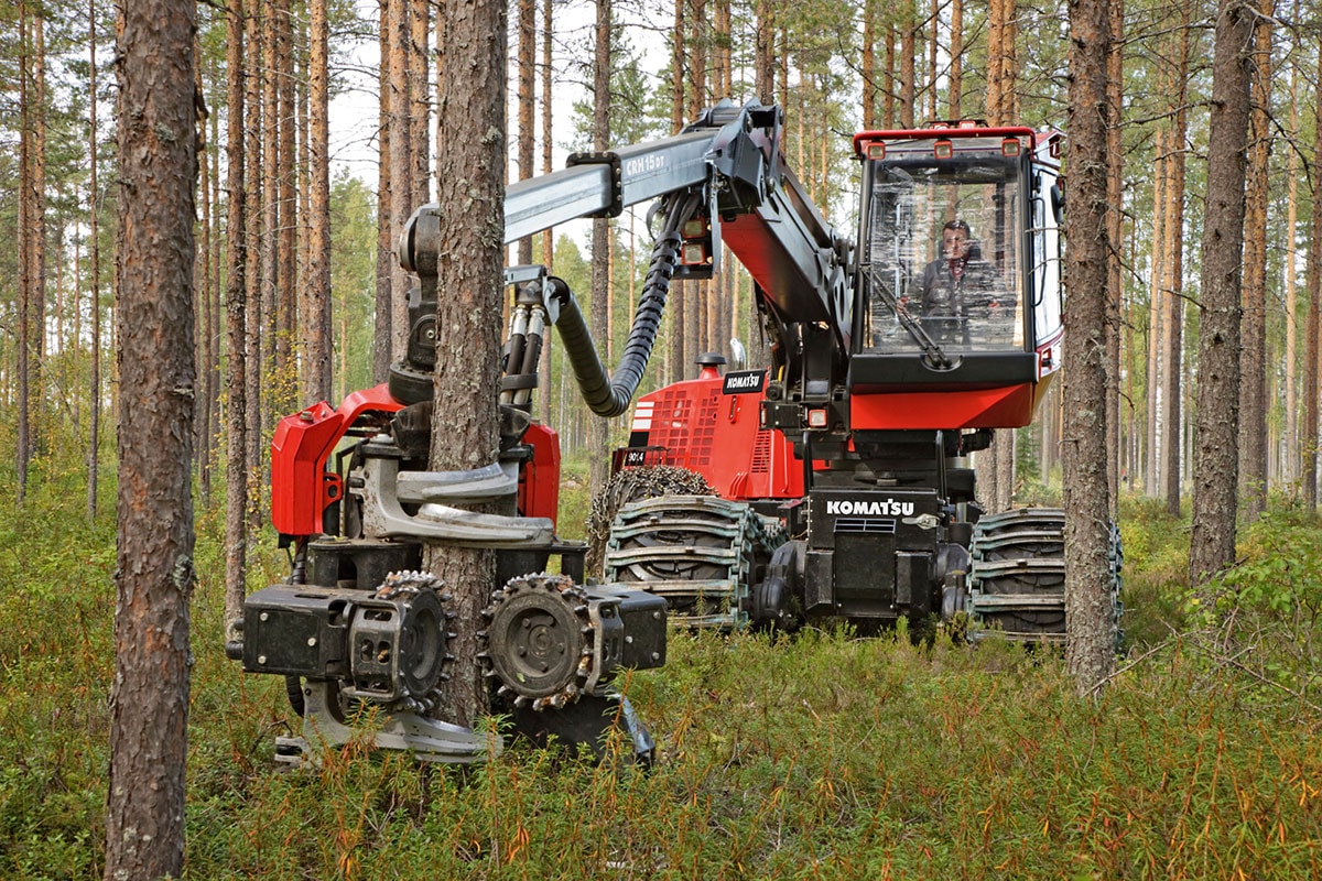 http://www.lesotehnika.ru/images/komatsu-harvester-01.jpg